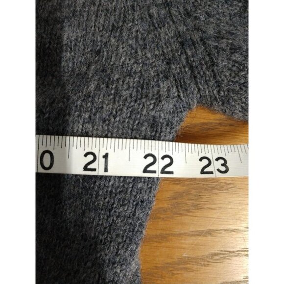 L.L. Bean Mens Gray Cardigan Sweater Made In England 100% Pure Wool Large - Picture 4 of 7